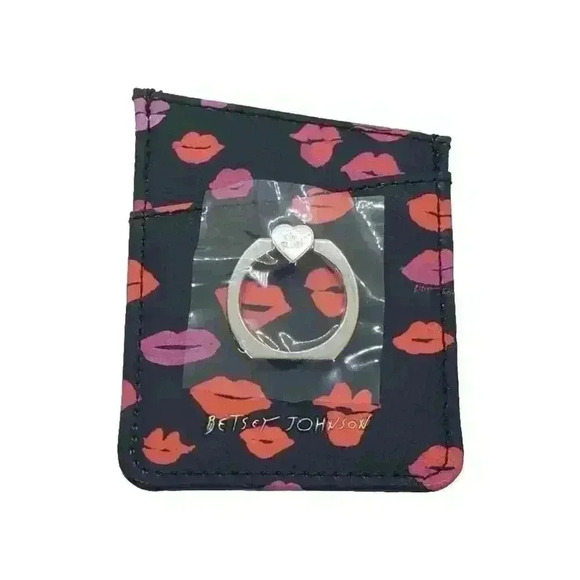 BETSEY JOHNSON STICK ON PHONE RING STAND WALLET CARD HOLDER NWOT LIPS - Picture 1 of 7
